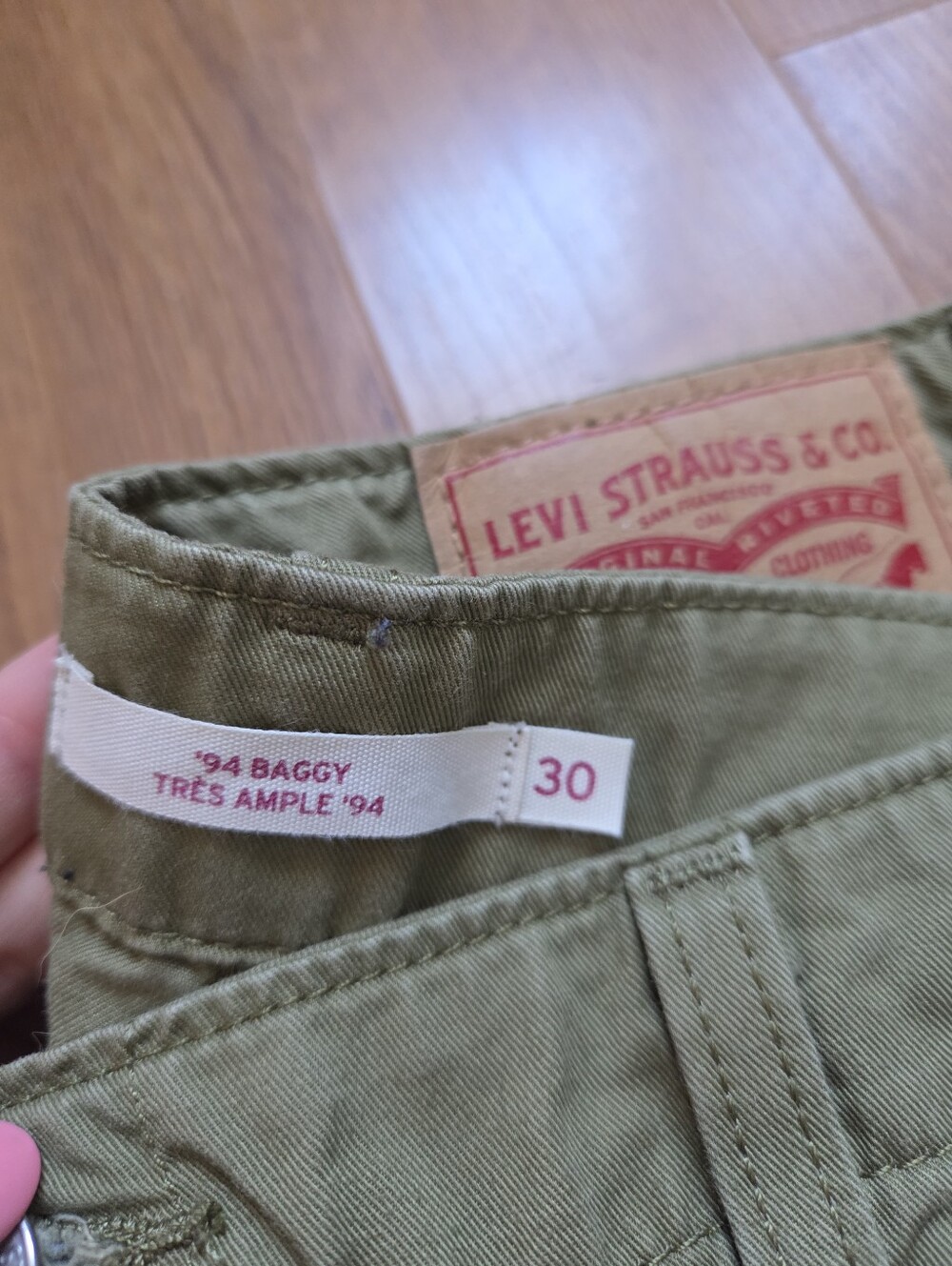 Levi's Pants - Picture 5 of 5